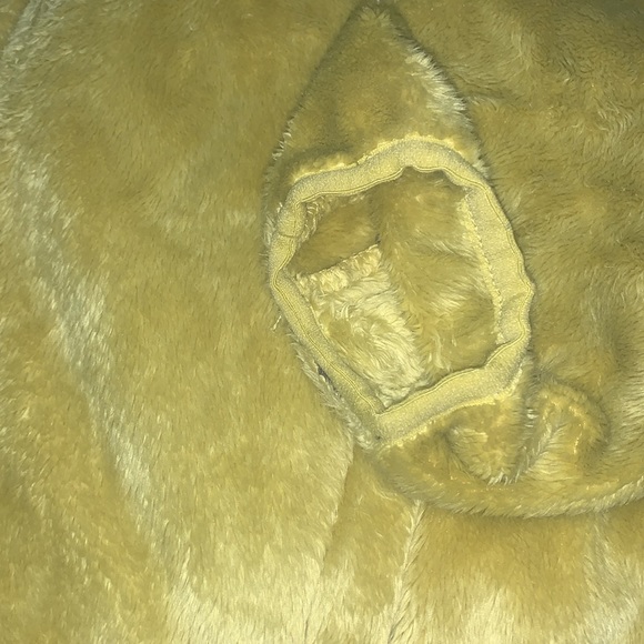 chartreuse north face fuzzy jacket - Picture 3 of 5